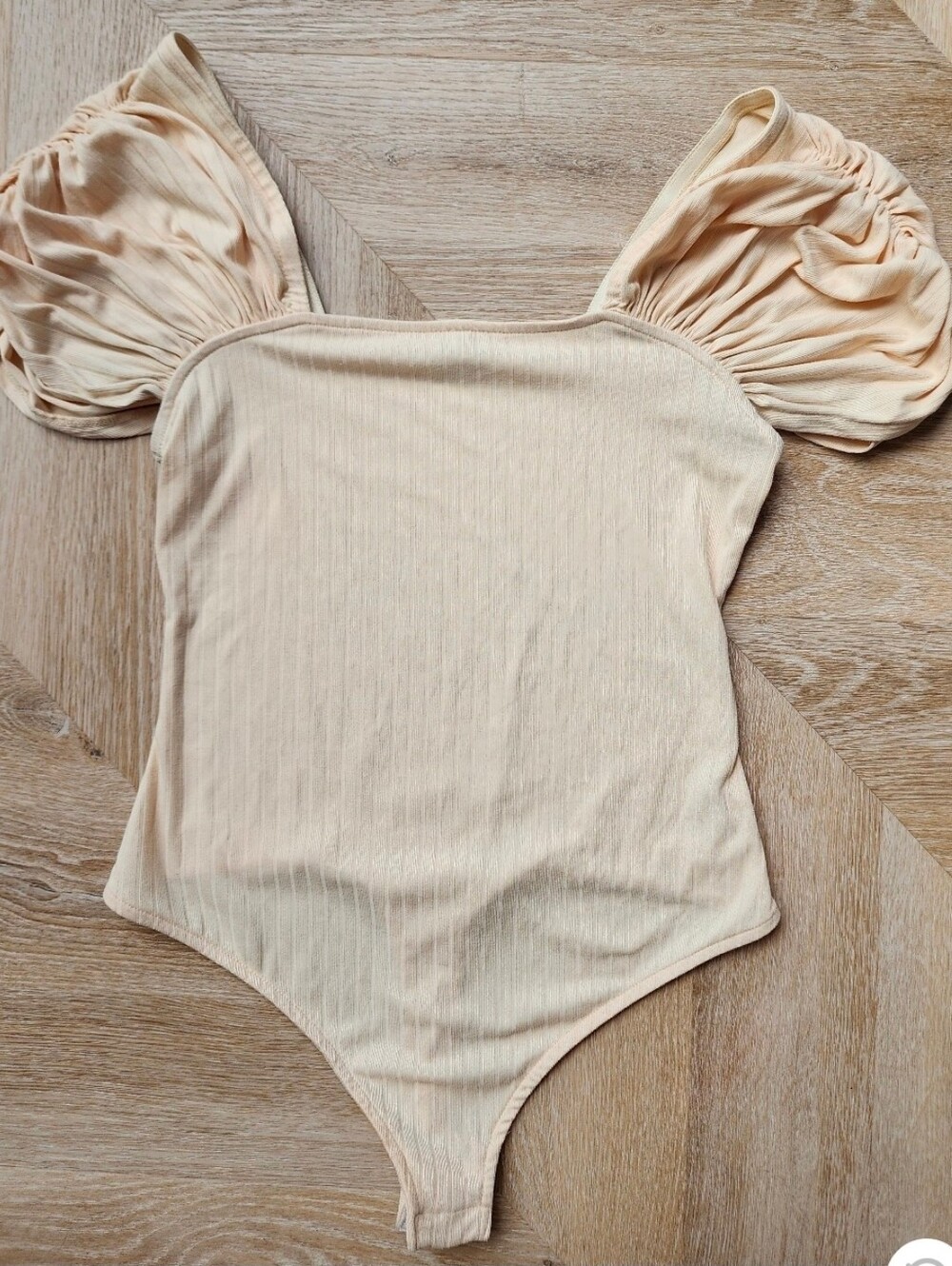 Like New- Free People Cream Ribbed Off-Shoulder Puff Sleeve Bodysuit
